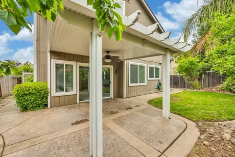 Exterior - 5625 Summit Dr, Rocklin, CA 95765 photo 6 of 10