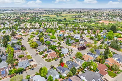 View/Area - 5625 Summit Dr, Rocklin, CA 95765 photo 1 of 4