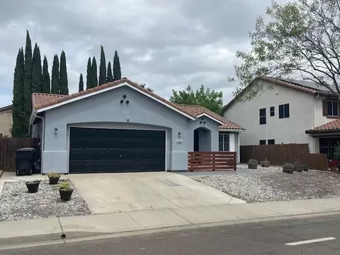 1231 Cliff Swallow Dr, Patterson, CA 95363 photo 2
