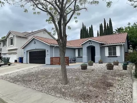 1231 Cliff Swallow Dr, Patterson, CA 95363 photo 3