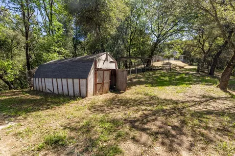 Exterior - 13501 W View Dr, Sutter Creek, CA 95685 photo 16 of 17