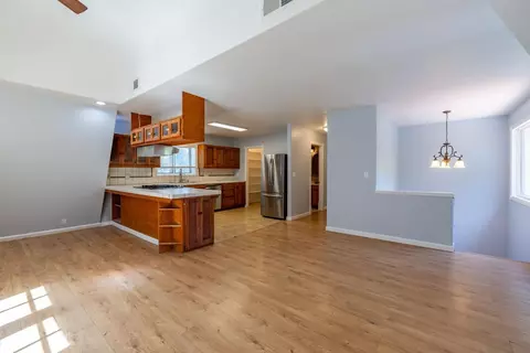 Living - 13501 W View Dr, Sutter Creek, CA 95685 photo 6 of 9