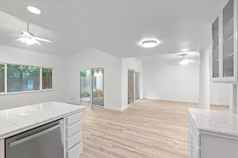 Kitchen - 1433 Scenic Dr, Modesto, CA 95355 photo 5 of 5