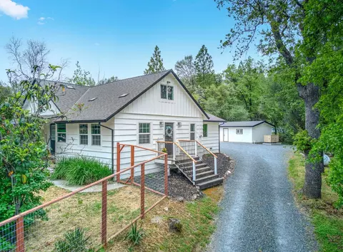 Exterior - 2754 Stone Ln, Placerville, CA 95667 photo 2 of 16