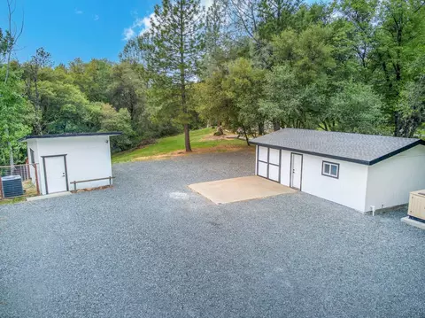 Exterior - 2754 Stone Ln, Placerville, CA 95667 photo 15 of 16