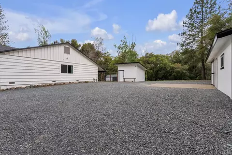 Exterior - 2754 Stone Ln, Placerville, CA 95667 photo 9 of 16