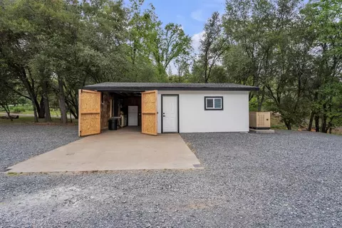 Exterior - 2754 Stone Ln, Placerville, CA 95667 photo 12 of 16