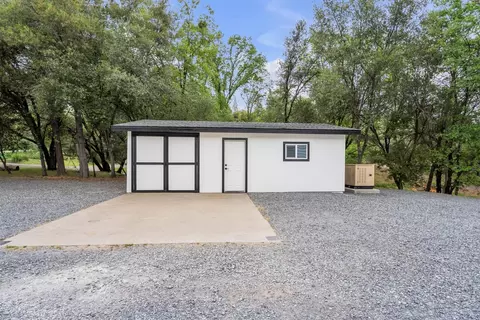 Exterior - 2754 Stone Ln, Placerville, CA 95667 photo 11 of 16