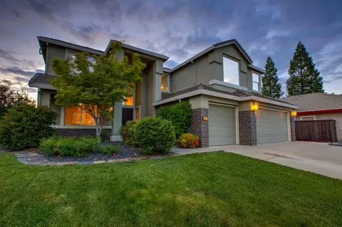 408 Pearlstone Ct, Roseville, CA 95747