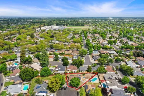 View/Area - 1516 Tiburon Ct, Modesto, CA 95350 photo 7 of 9