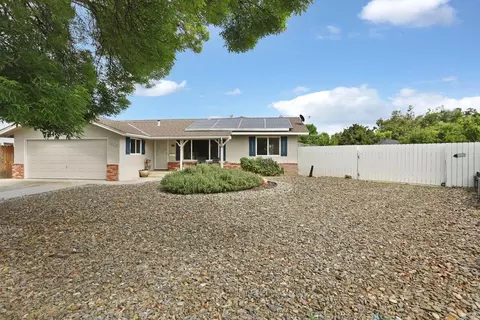 Exterior - 1516 Tiburon Ct, Modesto, CA 95350 photo 8 of 14