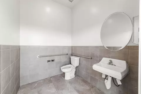 Bath - 930 Dusty Stone Loop, Rocklin, CA 95765 photo 11 of 11