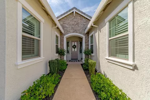 Exterior - 930 Dusty Stone Loop, Rocklin, CA 95765 photo 3 of 14
