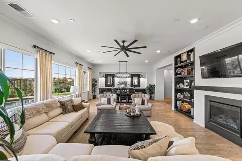 Living - 930 Dusty Stone Loop, Rocklin, CA 95765 photo 2 of 9