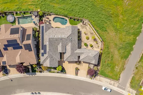 Exterior - 930 Dusty Stone Loop, Rocklin, CA 95765 photo 13 of 14