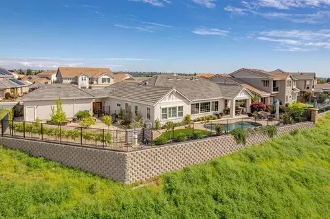 View/Area - 930 Dusty Stone Loop, Rocklin, CA 95765 photo 9 of 9
