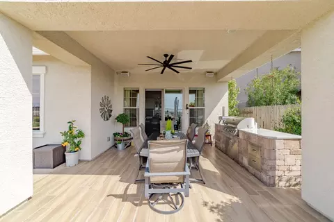 Exterior - 930 Dusty Stone Loop, Rocklin, CA 95765 photo 4 of 14