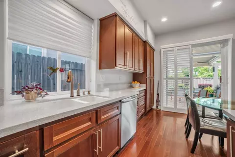 Kitchen - 492 Hall St, Folsom, CA 95630 photo 5 of 6