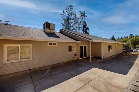 Exterior - 2990 Boole Rd, Applegate, CA 95703 photo 6 of 13