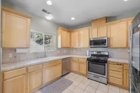 Kitchen - 2990 Boole Rd, Applegate, CA 95703 photo 2 of 3