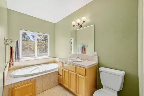 Bath - 2990 Boole Rd, Applegate, CA 95703 photo 2 of 2