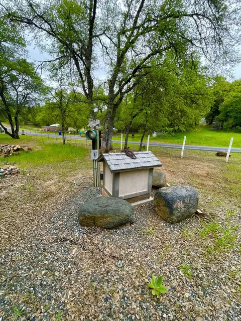 8546 Cave City Rd, Mountain Ranch, CA 95246 photo 3