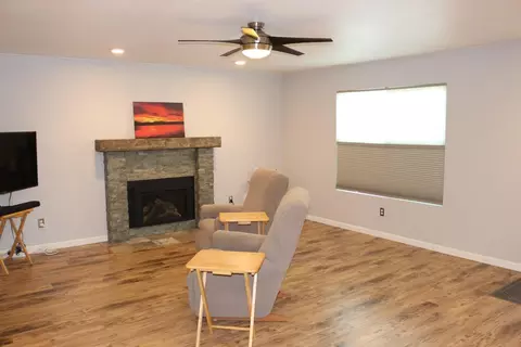 Living - 165 S Roxie Dr, Ripon, CA 95366 photo 3 of 6