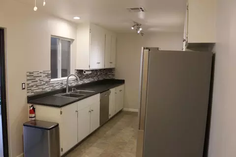 Kitchen - 165 S Roxie Dr, Ripon, CA 95366 photo 5 of 6
