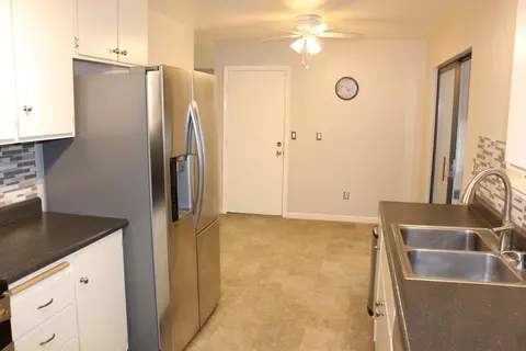 Kitchen - 165 S Roxie Dr, Ripon, CA 95366 photo 1 of 6