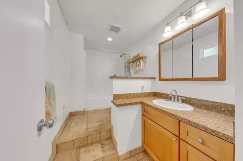 Bath - 4885 Racetrack Rd, Rocklin, CA 95677 photo 3 of 3