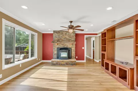 Living - 4885 Racetrack Rd, Rocklin, CA 95677 photo 5 of 8