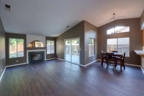 1422 Via Del Pettoruto, Gustine, CA 95322 photo 4