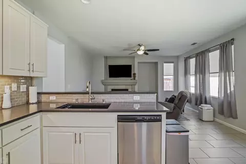 1704 Gloria Cir, Tracy, CA 95377 photo 15