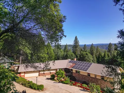 14799 Applewood Ln, Nevada City, CA 95959
