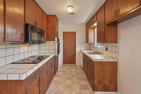 32 S Cambridge Dr, Lodi, CA 95242 photo 15