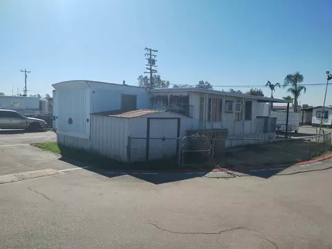 5000 Pierce #28, Bakersfield, CA 93308