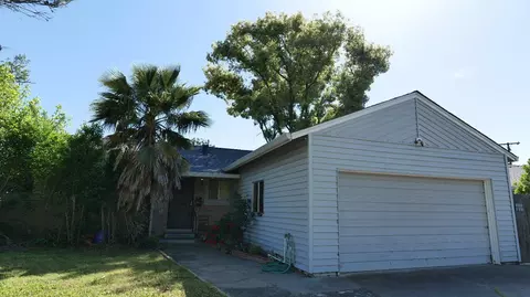 7312 Milford St, Sacramento, CA 95822