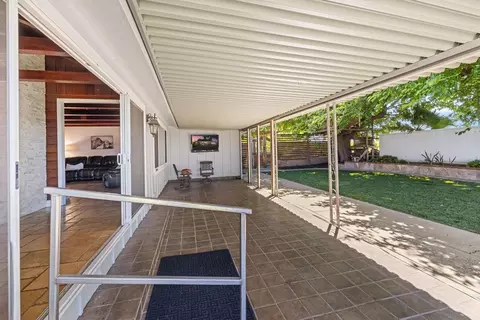 Exterior - 22099 N Devries Rd, Lodi, CA 95242 photo 7 of 11