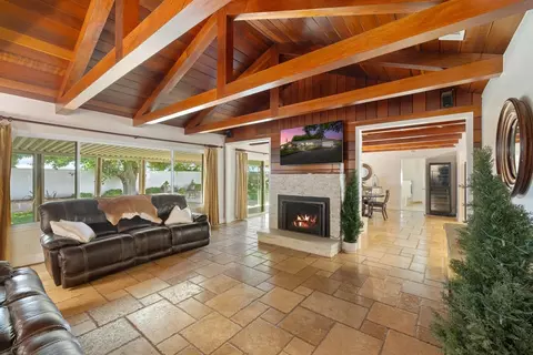 Living - 22099 N Devries Rd, Lodi, CA 95242 photo 1 of 2