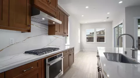 Kitchen - 4204 Eagle View Way, Folsom, CA 95630 photo 3 of 3