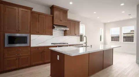 Kitchen - 4204 Eagle View Way, Folsom, CA 95630 photo 1 of 3