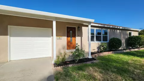 Exterior - 2005 O Farrell Ave, Modesto, CA 95350 photo 2 of 8