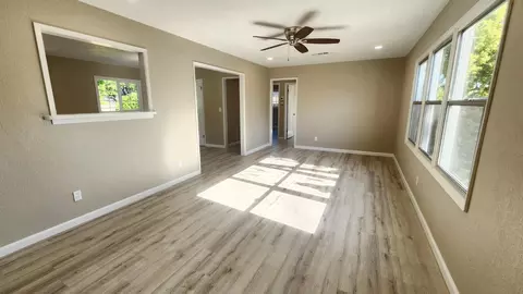 Living - 2005 O Farrell Ave, Modesto, CA 95350 photo 1 of 3
