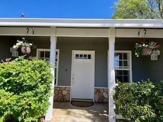 Exterior - 381 Oak Tree Cir, Murphys, CA 95247 photo 9 of 27