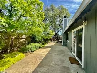 Exterior - 381 Oak Tree Cir, Murphys, CA 95247 photo 7 of 27