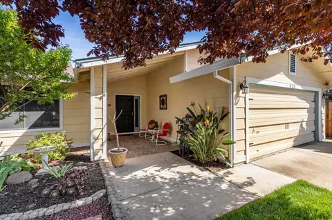 515 Oakborough Ave, Roseville, CA 95747