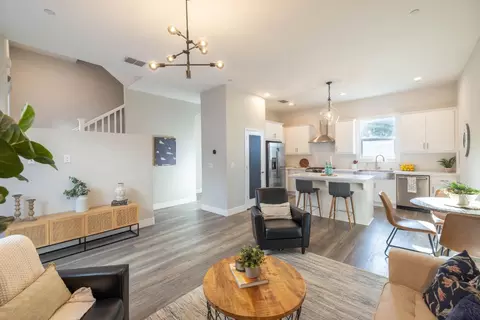 1705 Quill Aly, Sacramento, CA 95811