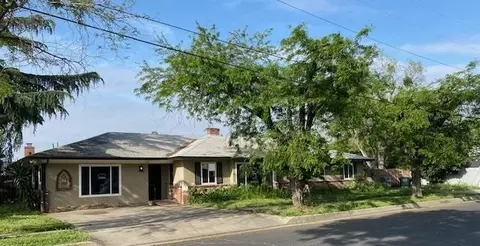 692 E 19th St, Merced, CA 95340 photo 3