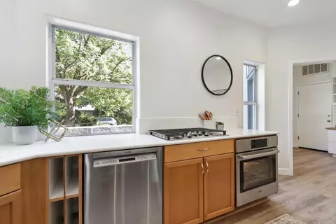 Kitchen - 513 Bluebird Pl, Davis, CA 95616 photo 5 of 7