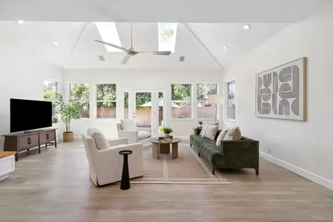 Living - 513 Bluebird Pl, Davis, CA 95616 photo 5 of 7